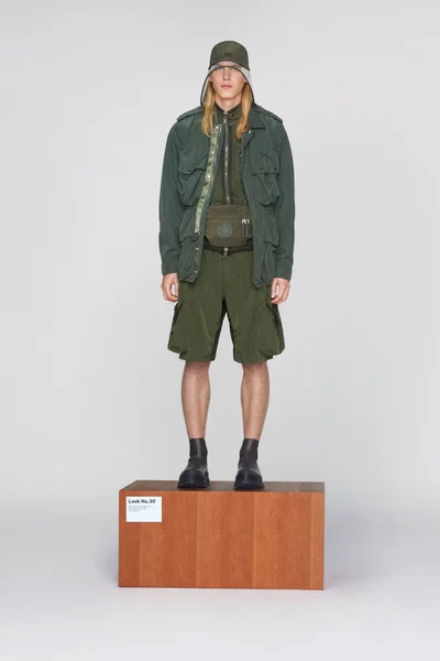 Look 30